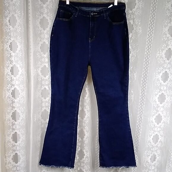 SHEIN WOMEN'S BLUE PLUS JEANS SIZE 2XL STRECH - Picture 1 of 13